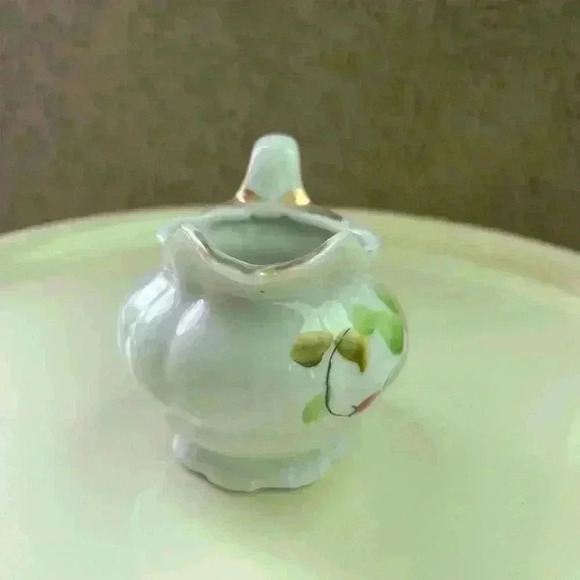 Vintage Floral Japan Teapot - Picture 2 of 6